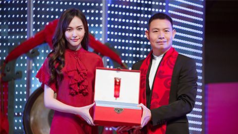 中国美正当红，ALLWINCITY万象城A股上市，引领新时代